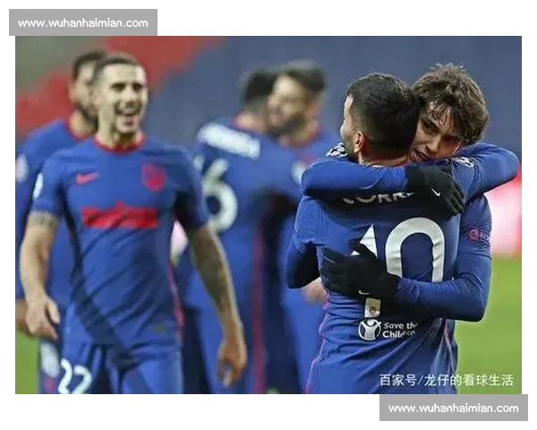 高清流畅足球赛事在线观看平台尽享全球精彩对决实时直播回放分析 - 副本 (12) - 副本